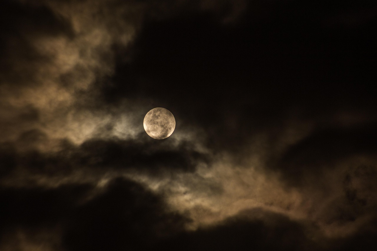cloudy, nature, dark, full moon, luna, moon, night, sky, moonlight, lunar, dark clouds, clouds, cloudy sky, night sky